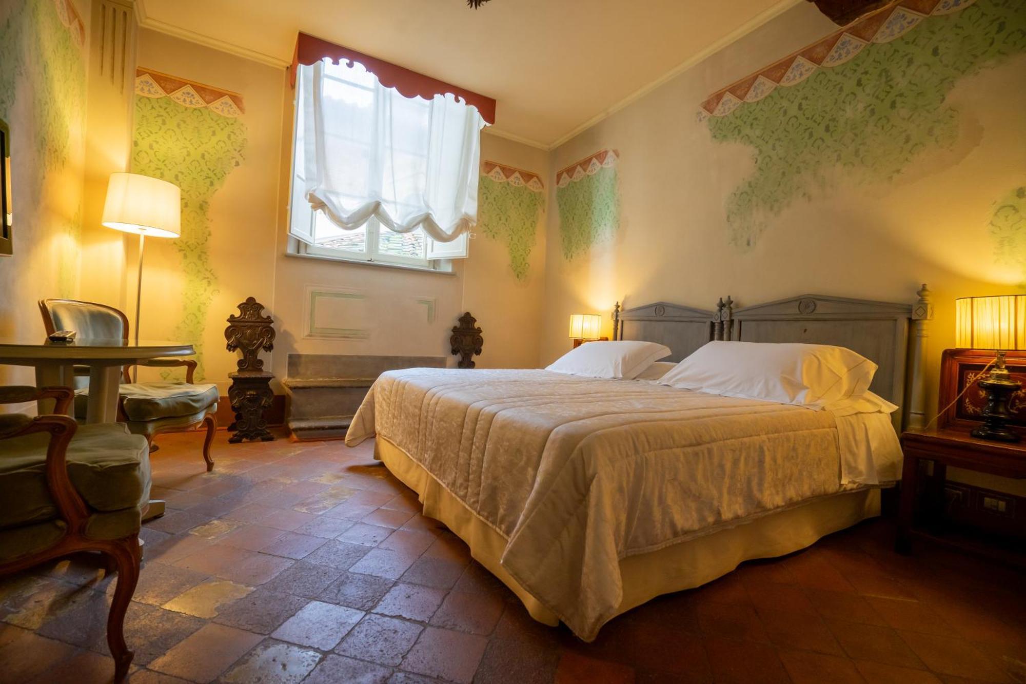 Palazzo Rocchi - Residenza D'Epoca Bed & Breakfast Lucca Exterior photo